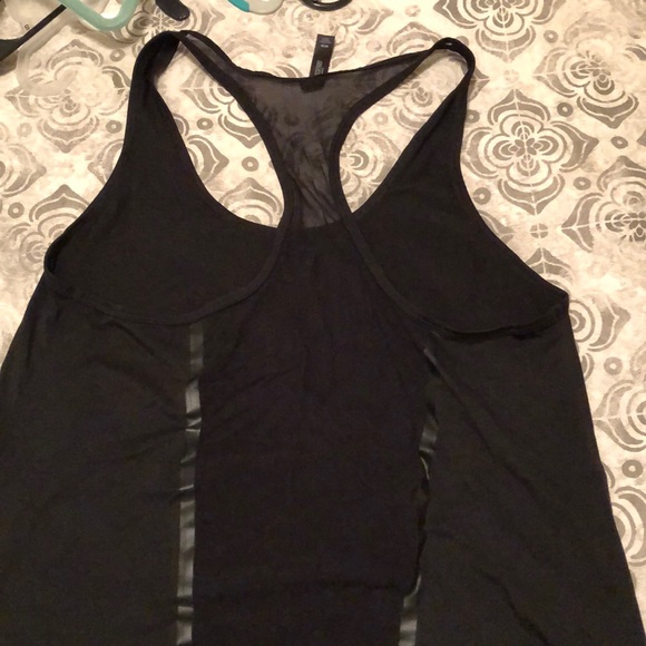 Express Mesh Back Workout Tank - Picture 5 of 5